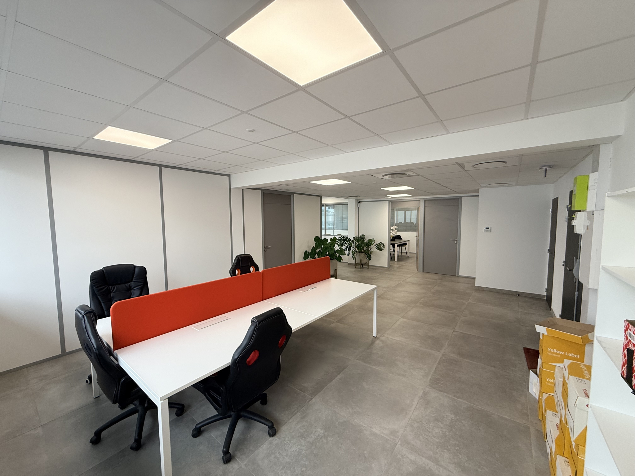 Bureau à louer à Frejus, 90 m² – photo 2 sur 9